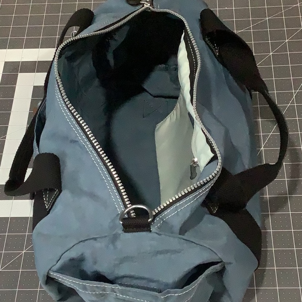 EUC Kipling Gray Blue Duffle Tote Bag - Picture 4 of 6